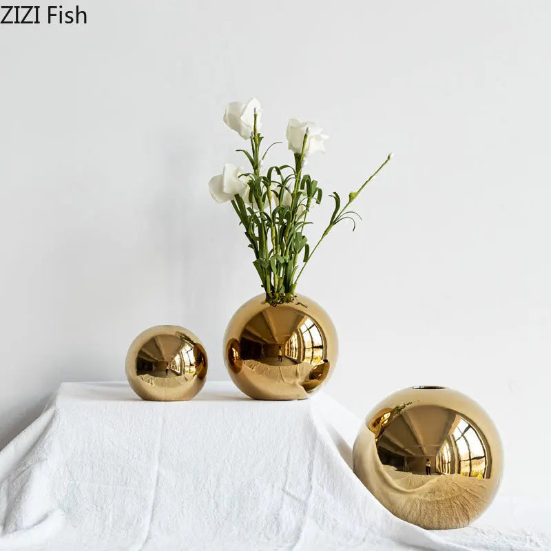 Golden Ball Ceramic Vase - Decorative Hydroponic Accent