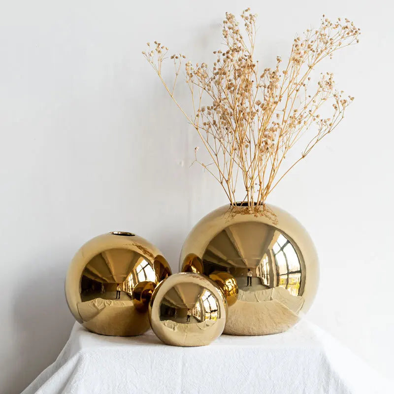 Golden Ball Ceramic Vase - Decorative Hydroponic Accent