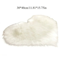 Heart-Shaped Plush Area Rug - Cozy Decorative Accent Carpet