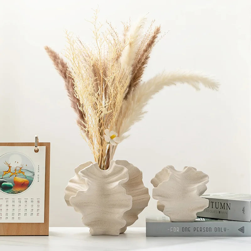Geometric Wavy Ceramic Vase - Petal Silhouette Flower Arrangement Decor