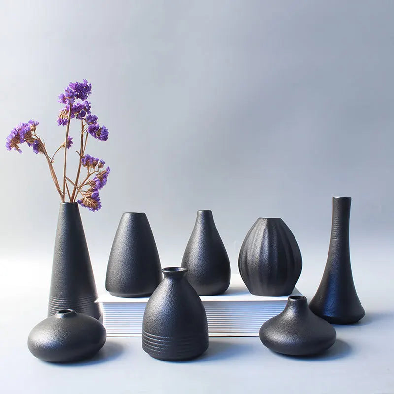 Minimalist Black Ceramic Bud Vase - Japanese Inspired Decor