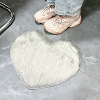 Heart-Shaped Plush Area Rug - Cozy Decorative Accent Carpet