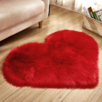 Heart-Shaped Plush Area Rug - Cozy Decorative Accent Carpet