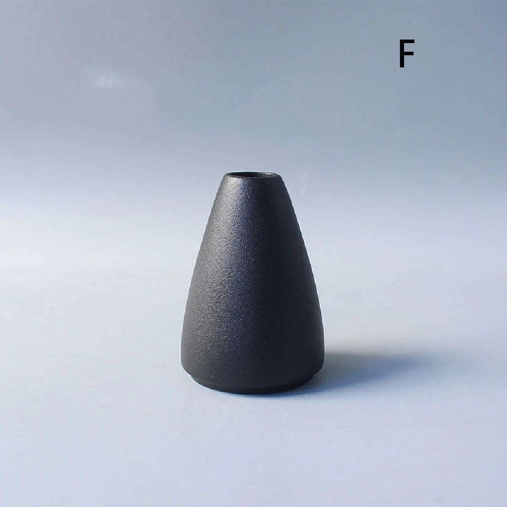 Minimalist Black Ceramic Bud Vase - Japanese Inspired Decor